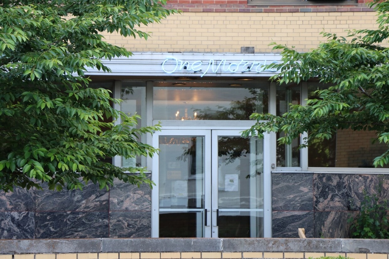 Primary Photo - Patriot River View (FKA One Morris)