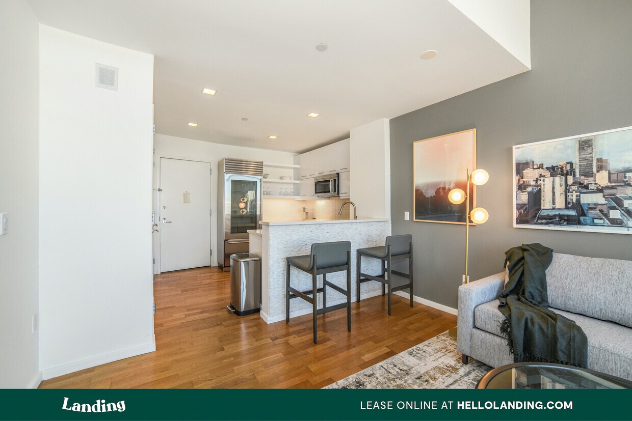Foto principal - 500 W 56th St
