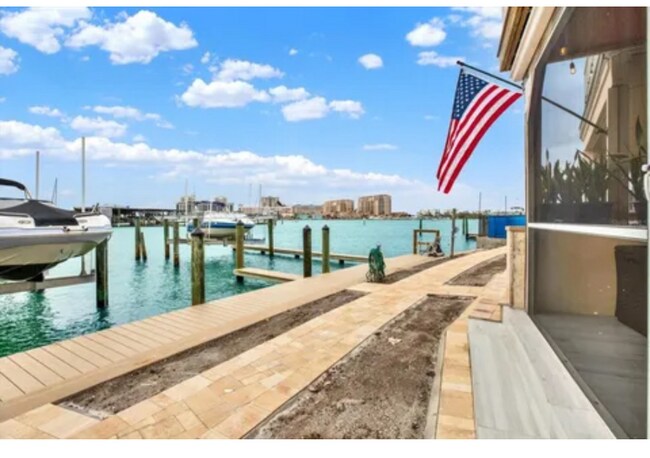 Building Photo - 205 Dolphin Point