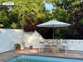 Building Photo - 115 Runnymeade Drive