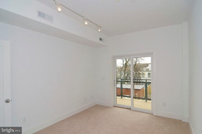 Building Photo - 1503 11th St NW