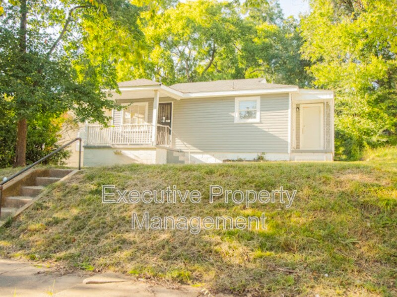 Foto principal - 3928 37th Ave N