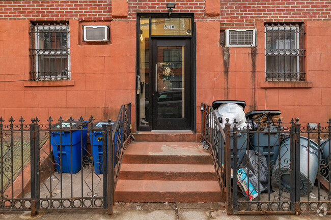 Building Photo - 516 47th Rd