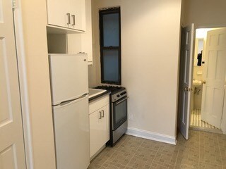 Foto del edificio - 328 E 84th St
