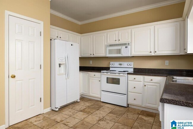 Building Photo - 5423 Cottage Ln