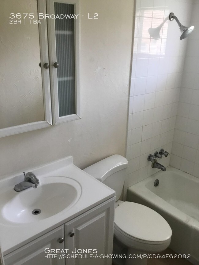Building Photo - JUST REDUCED!!!  AWESOME 1ST FLOOR CONDO!