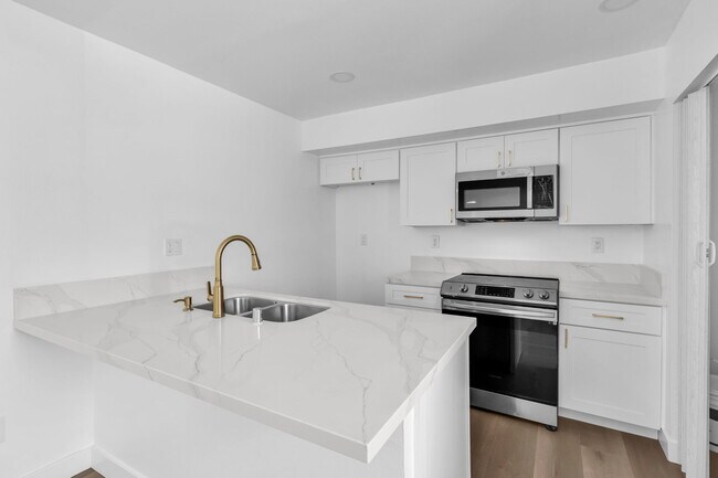 Foto del edificio - 3531 Rainbow Ln