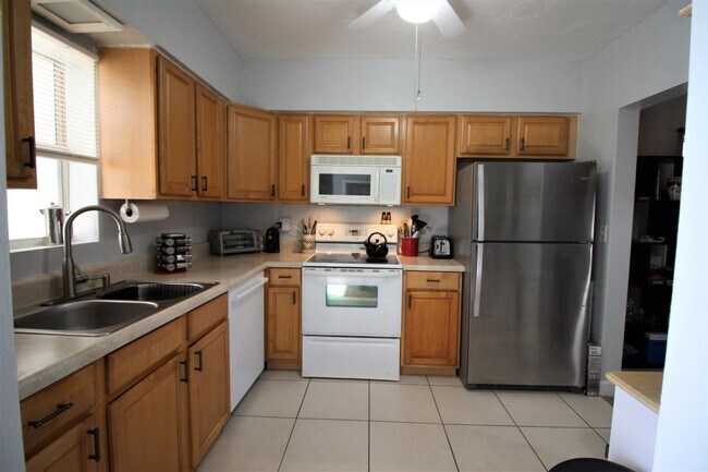 Building Photo - 2186 Florida A1A