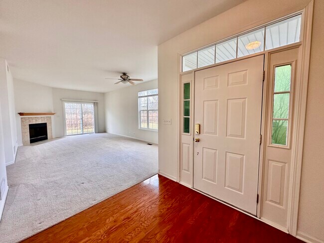 Building Photo - 1563 Reserve Ln