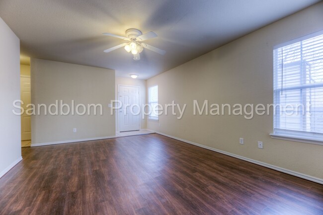 Foto del edificio - For Lease | Sand Springs | $1125 Rent | Av...