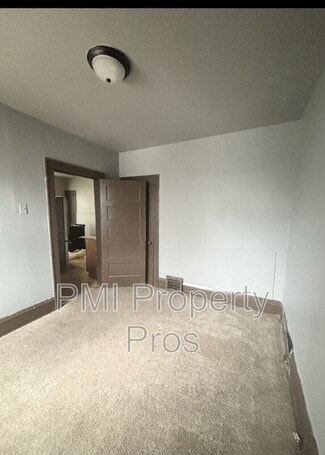Building Photo - 2530 N 37th St