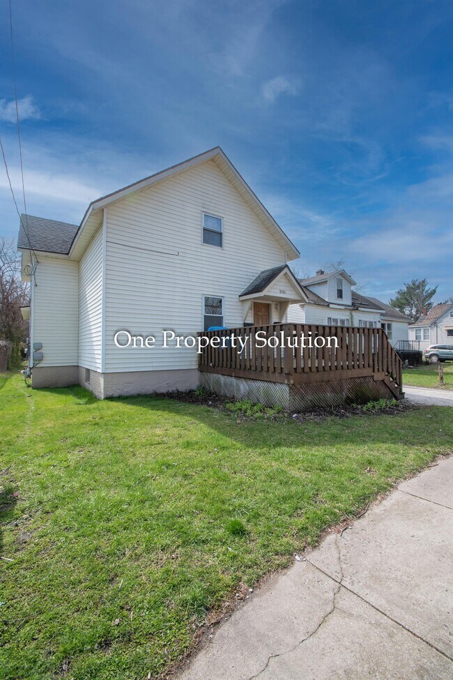 1006 W 8th St, Michigan City, IN 46360 House Rental in Michigan City