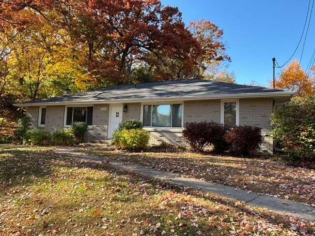 Frente de la casa - 12928 Excelsior Blvd