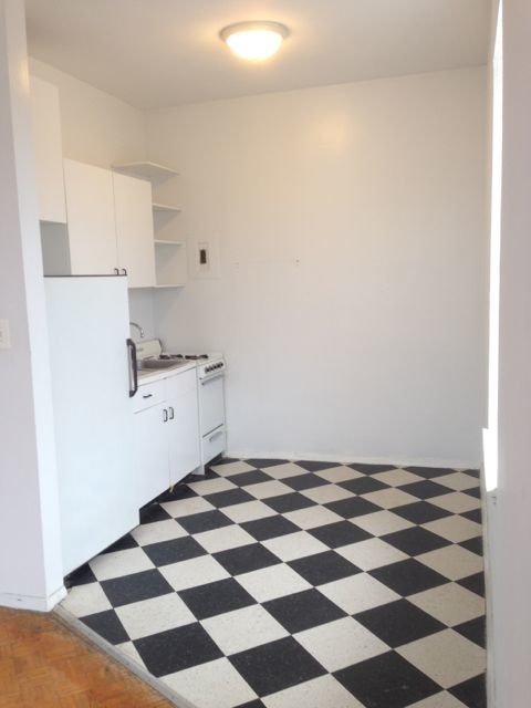 Building Photo - lincoln towers - 307