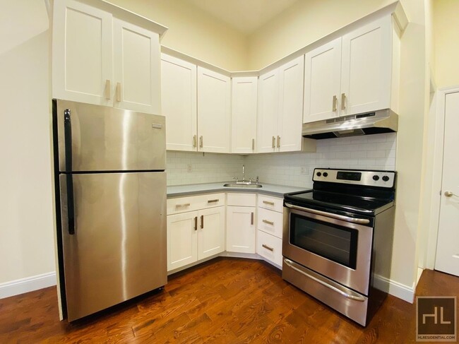 Building Photo - Gorgeous Brownstone Studio in the Heart of...