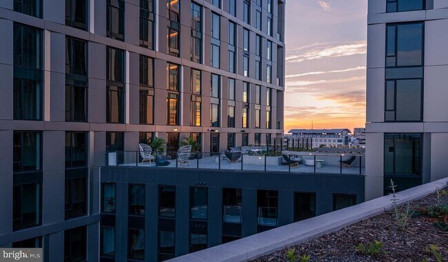 Foto del edificio - 4710 Elm St