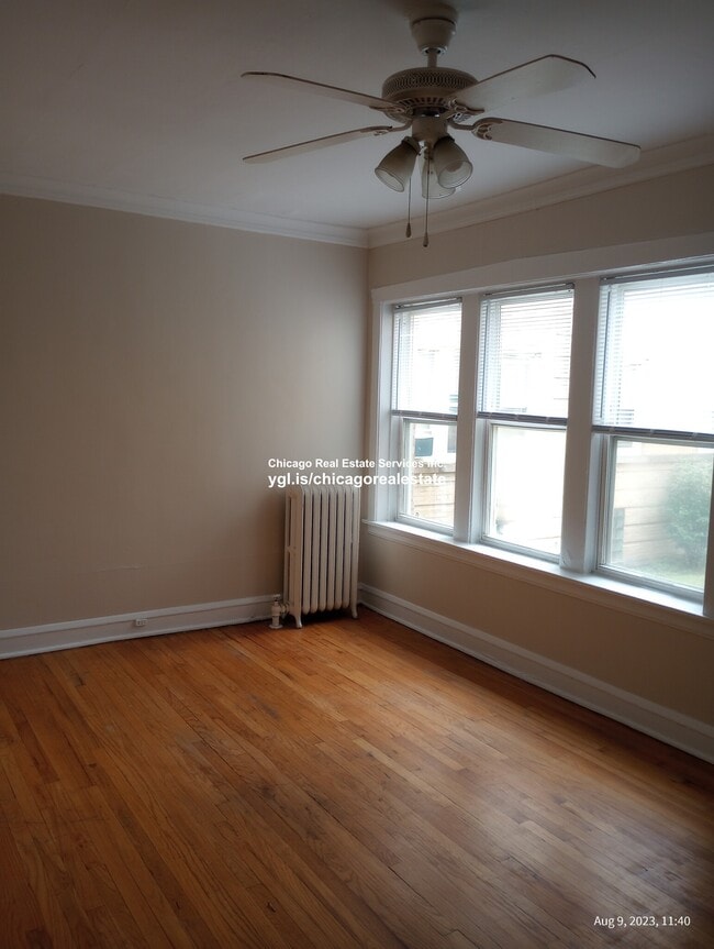 Building Photo - 4045 N Mozart St