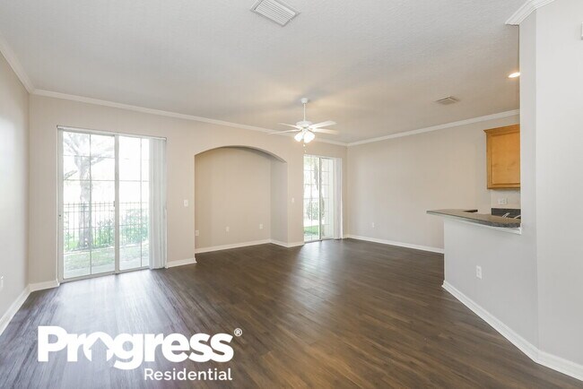 Building Photo - 6721 Breezy Palm Dr