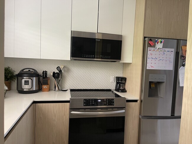 Foto del edificio - 798 Crandon Blvd