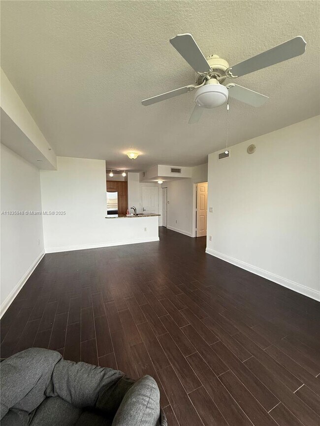 Building Photo - 510 NW 84th Ave