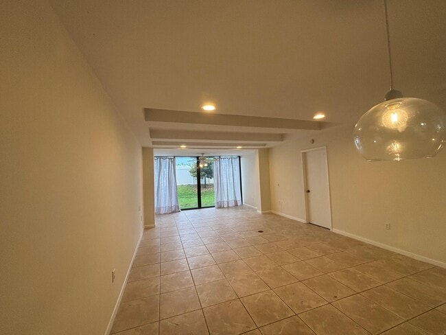 Building Photo - 4248 Deste Ct