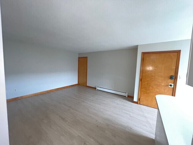 Foto del edificio - 50 Danbury Dr