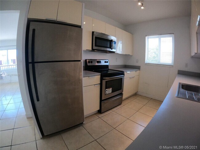 Foto del edificio - 525 79th St