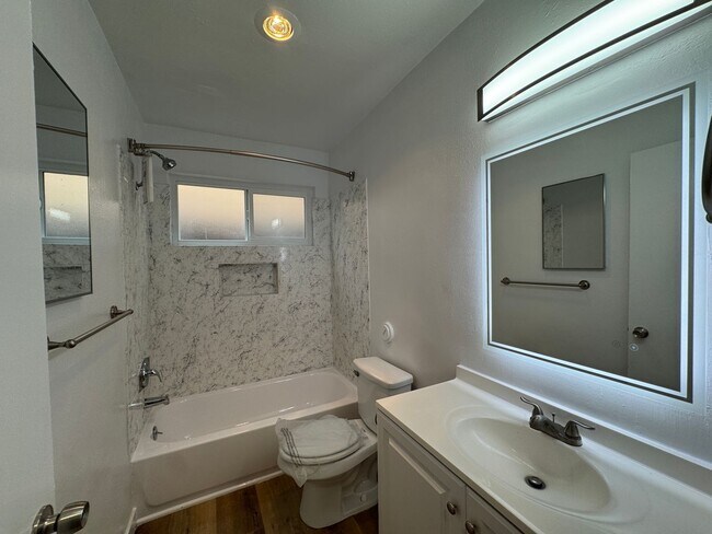 Foto del interior - 6640-6652 Darby Ave