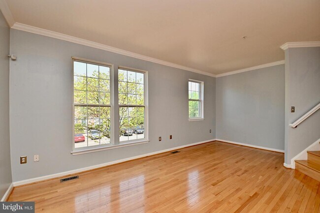 Building Photo - 7619 Serenade Cir