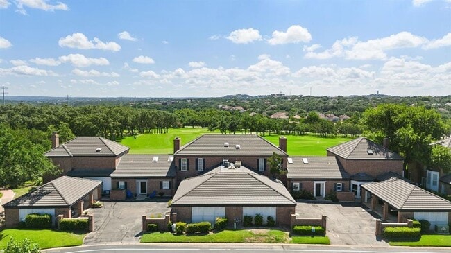 Foto del edificio - 16 Tournament Way