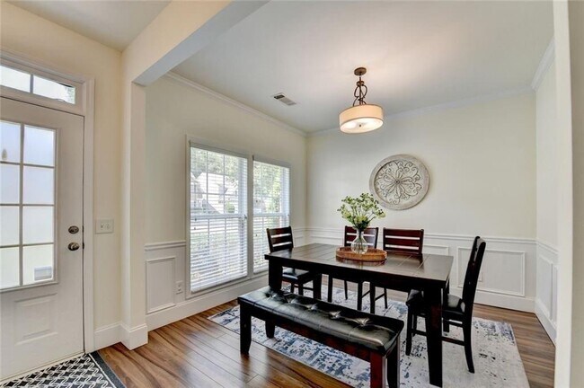 Foto del edificio - 335 Pintail Ct