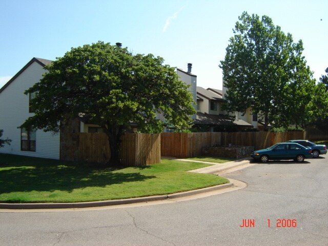 Building Photo - Pebble Terrace