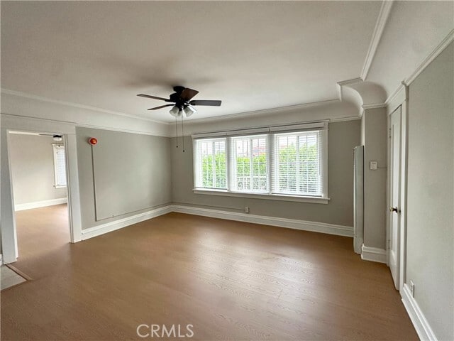 Building Photo - 4656 Oakwood Ave