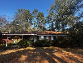 Building Photo - 186 E Salem Dr