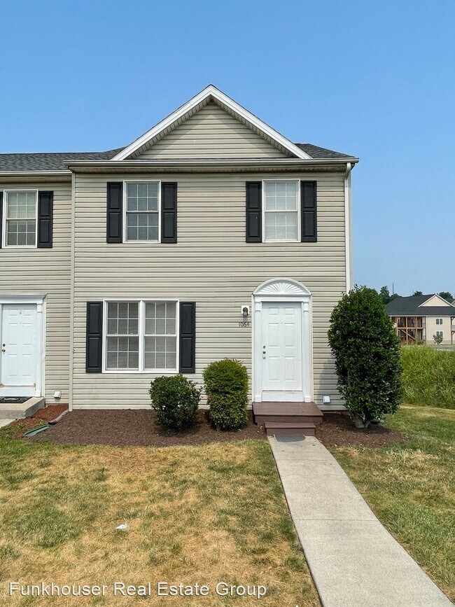 Building Photo - 3 br, 2.5 bath House - 1064 Oriole Lane