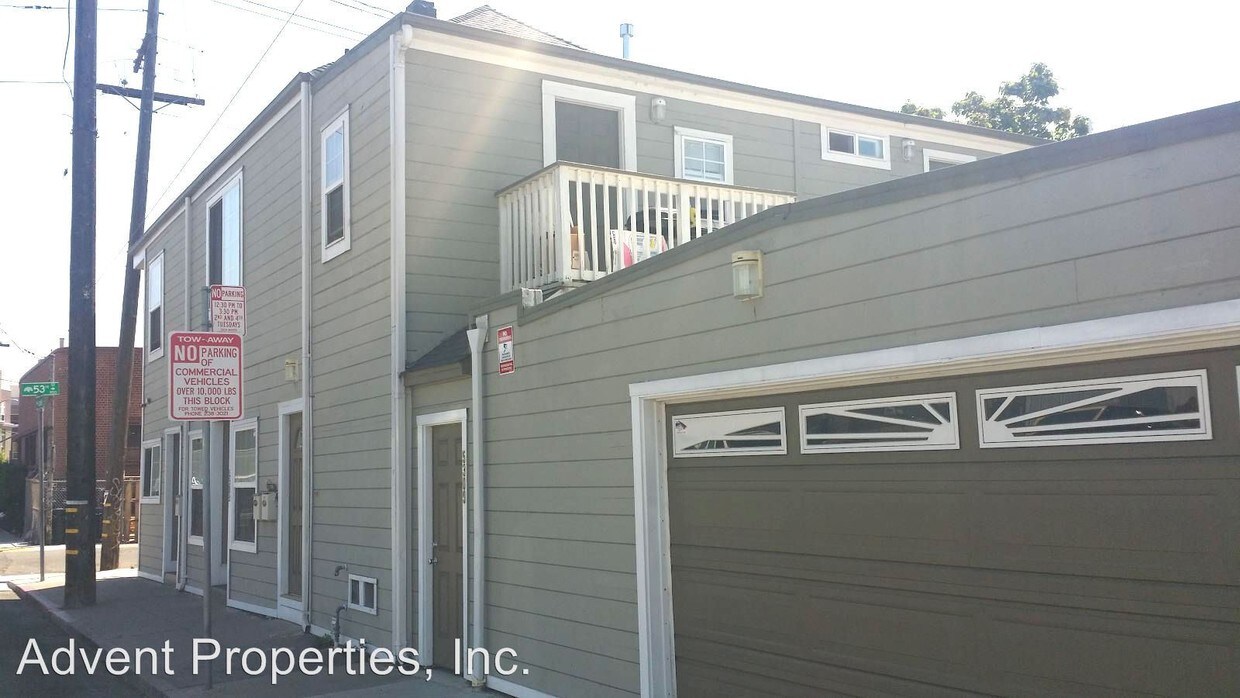 Foto principal - 5301 Lowell St