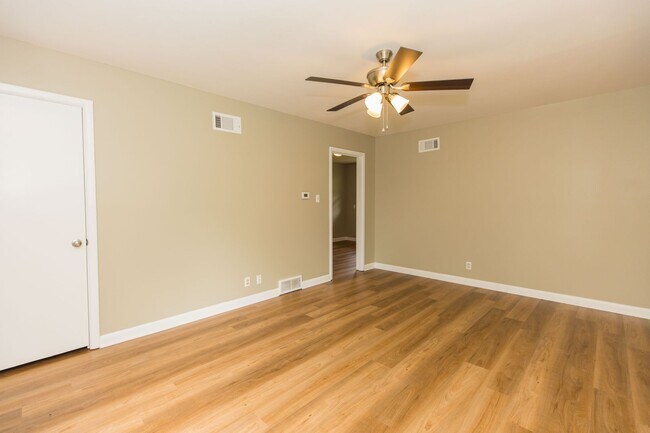 Foto del edificio - 3 Bedroom