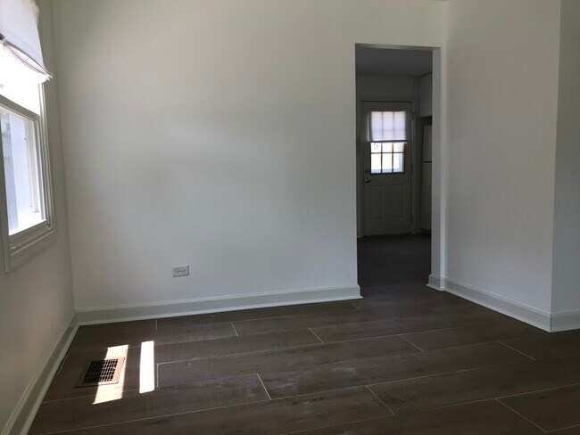 Foto del edificio - 1010 N Douglas Ave