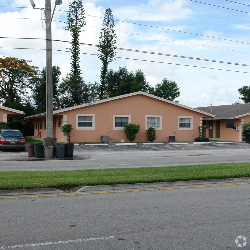 Foto del edificio - 5962 NW 19th St