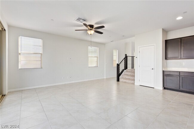 Building Photo - 67 Verde Rosa Dr