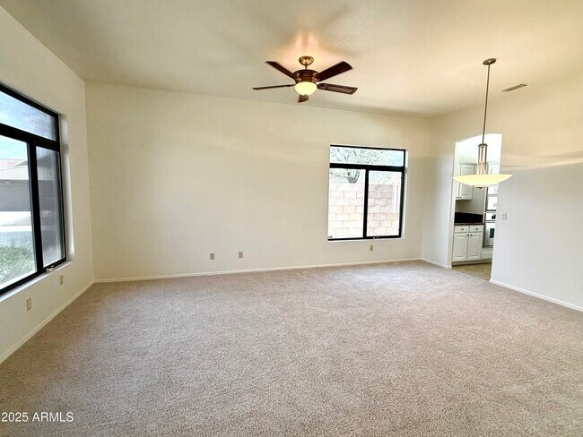 Foto del edificio - 4208 E Hamblin Dr