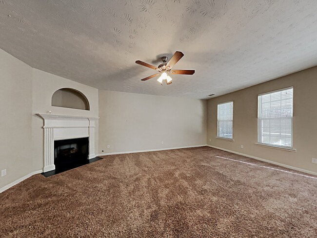 Building Photo - 3096 Pate Creek View