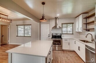 Building Photo - 1281 Quentin St