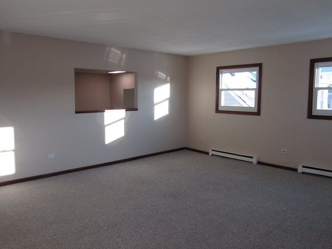 Building Photo - 2108 Elim Ave
