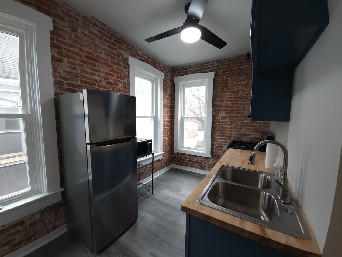Foto principal - 127 N 9th St