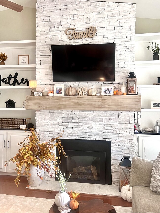 Foto del edificio - 3441 Masterson Cir