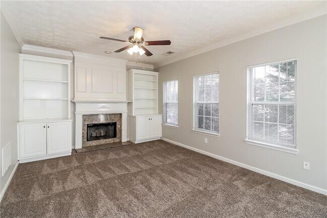 Building Photo - 6841 Bridgewood Dr