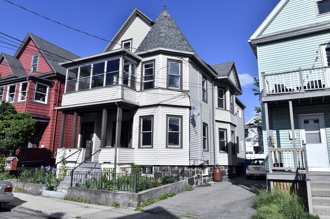 Non Active Listing - 31 Trull St.