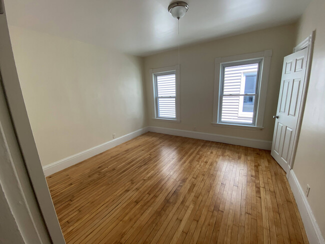 Upstairs bedroom middle - 12 Ashford St