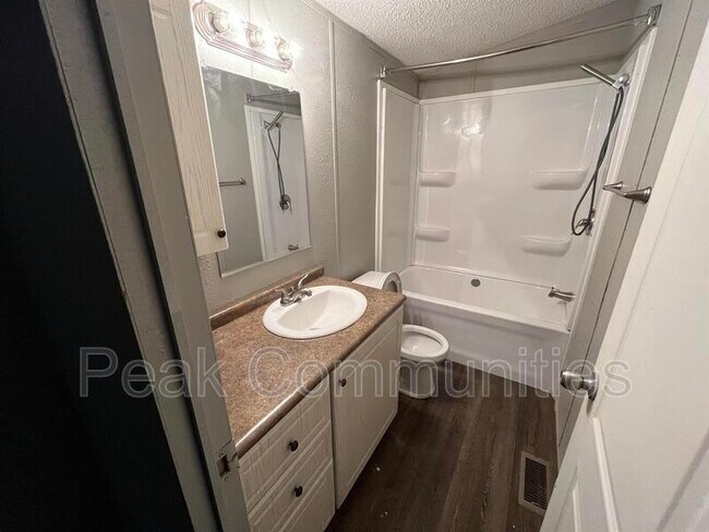 Foto del edificio - 10488 Moon Mdw Ln